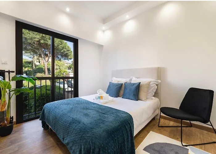 Apartment In Cannes-Croisette