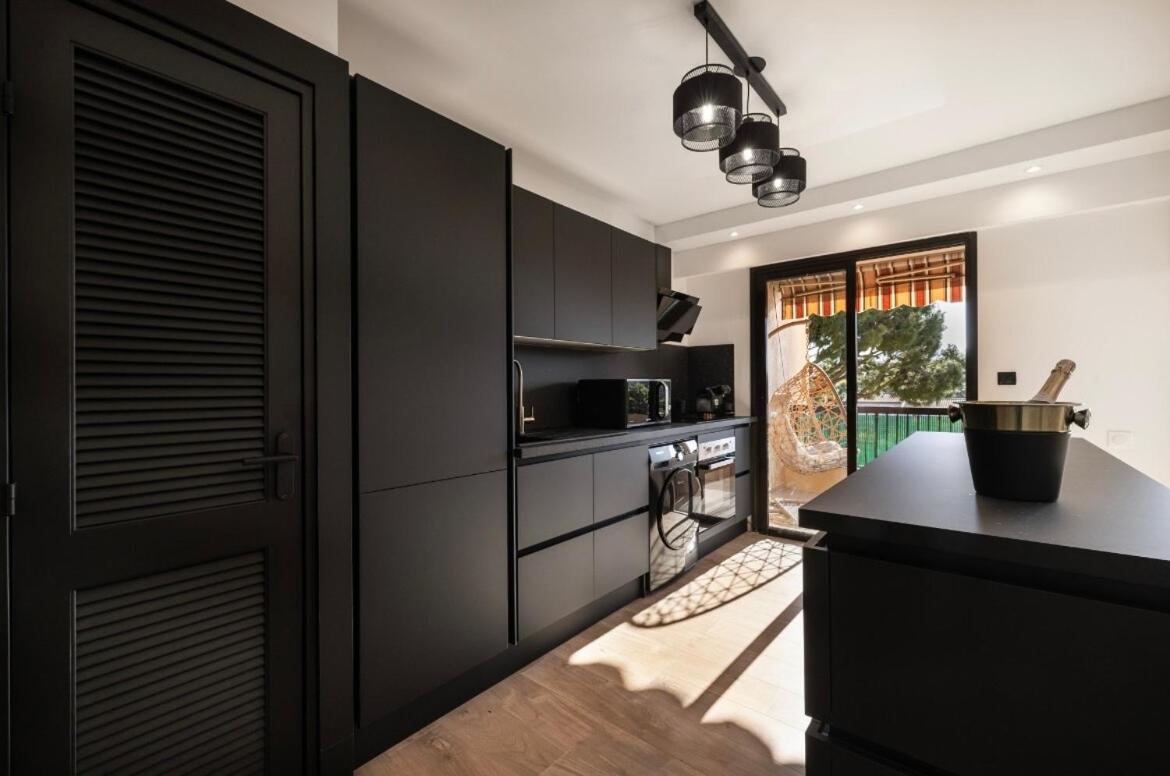 Apartment In Cannes-croisette Cannes